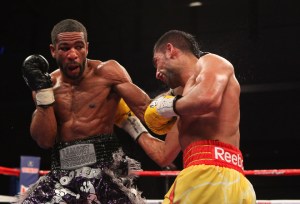 Amir Khan v Lamont Peterson
