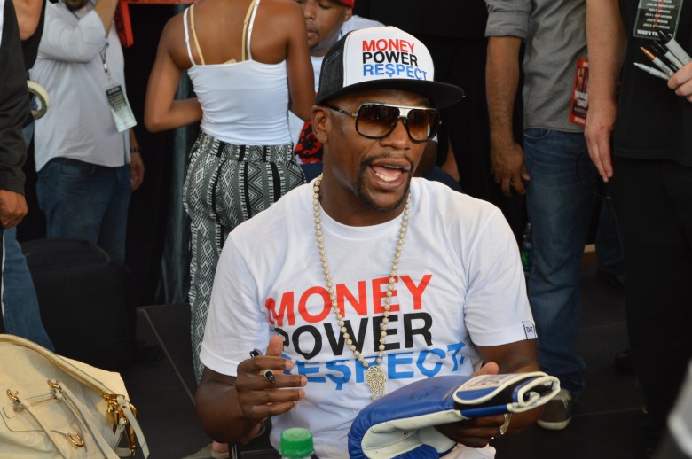 Mayweather-Canelo Atlanta 080