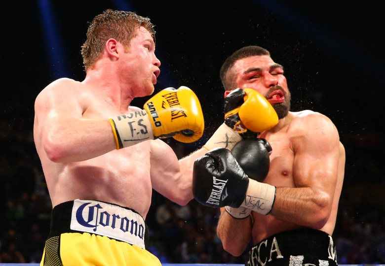 Canelo Alvarez v Alfredo Angulo