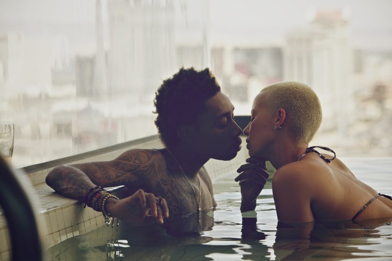 WizKhalifa_AmberRose_pool