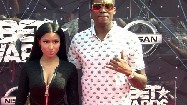 NickiMinaj_MeekMill_BETAward2015
