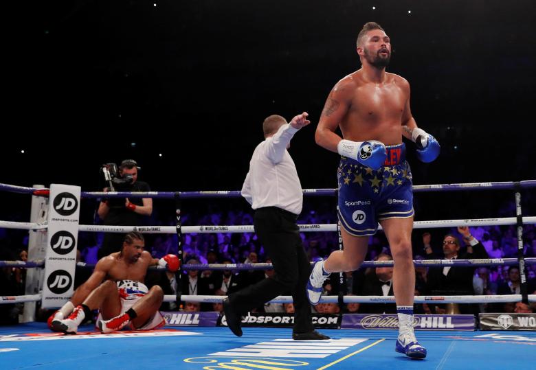 Bellew_Haye_rematch_knockdown