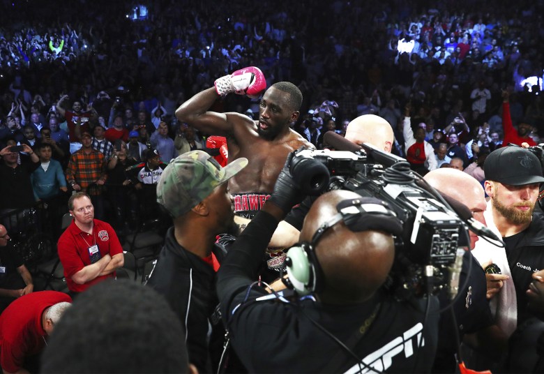 Crawford_Benavidez_win