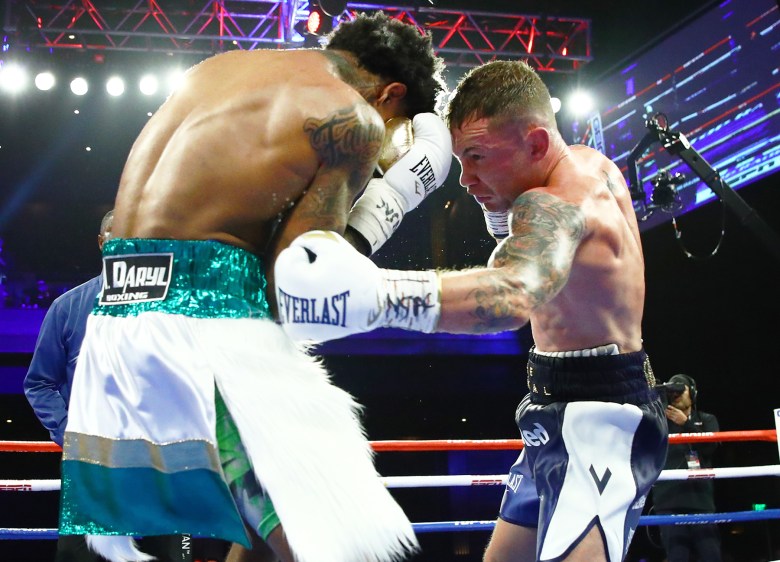 Carl_Frampton_vs_Tyler_McCreary_action5